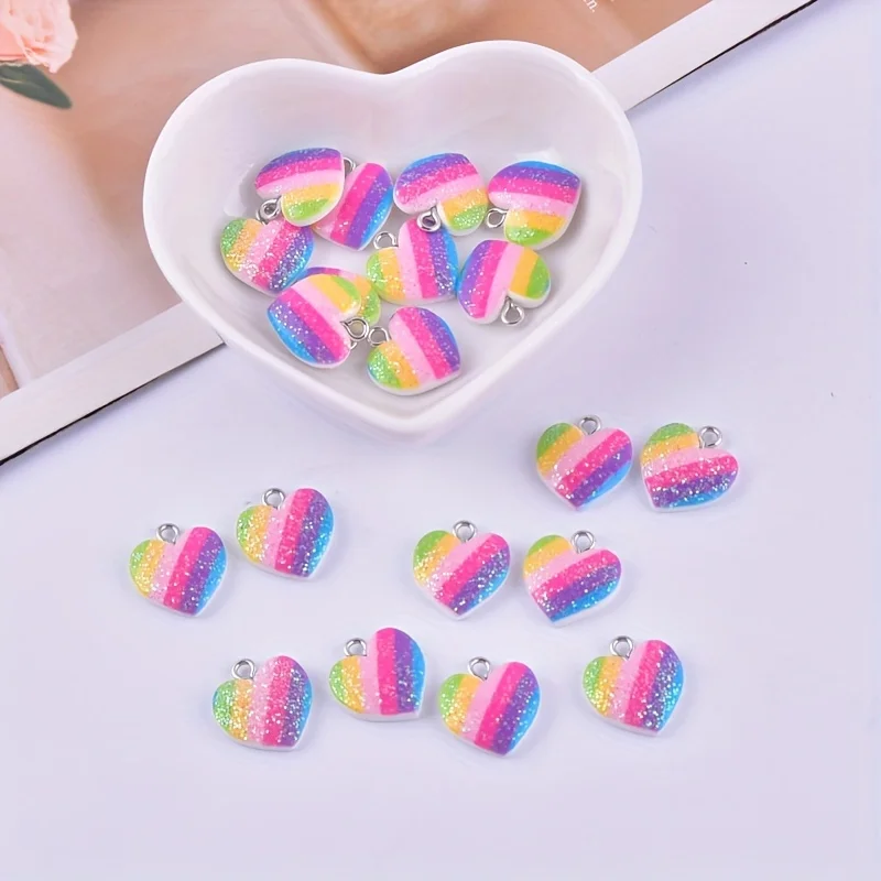 10 個のカラフルなハート樹脂チャームかわいい混合色のラブハ - Resin Art Heart のレビューと価格