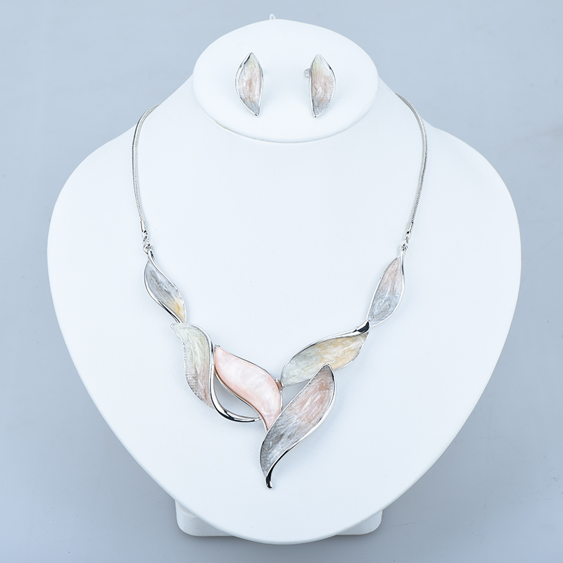 Iceyy-女性のためのレジンネックレスとイヤリングのセット - Resin Art Earrings Design のレビューと価格