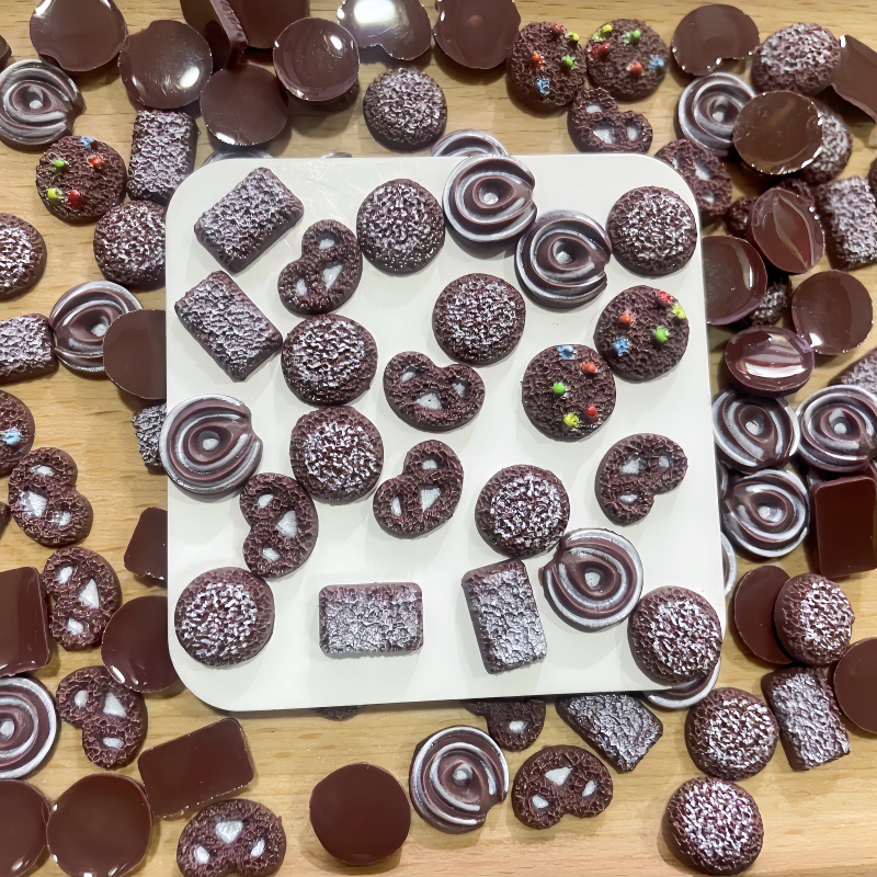 50個入り小さなフェイクチョコレートクッキーレジンミニチュア - Resin Art Workshop のレビューと価格